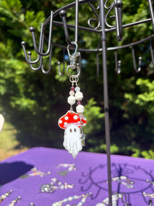 Howlite, Garnet, Clear Quartz Mushie Ghost Charm