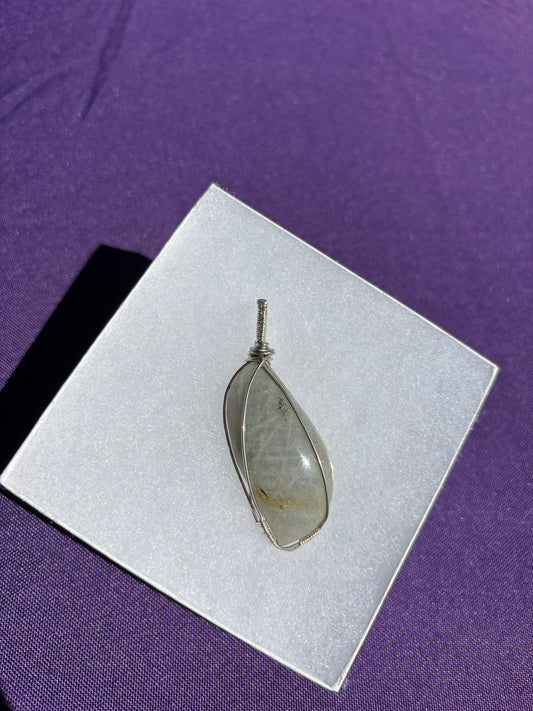 Labradorite Pendant