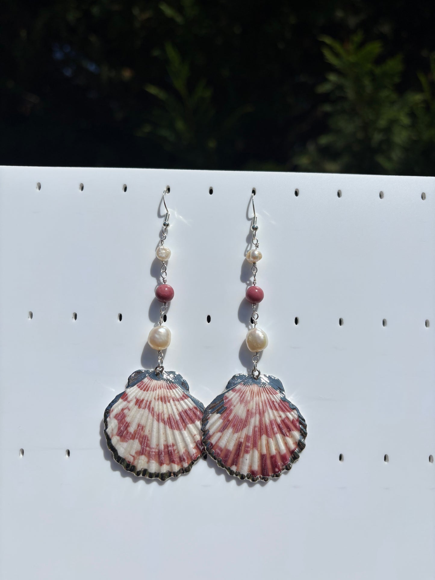 Pink Pectin Shell & Rhodonite & Freshwater Pearl earrings