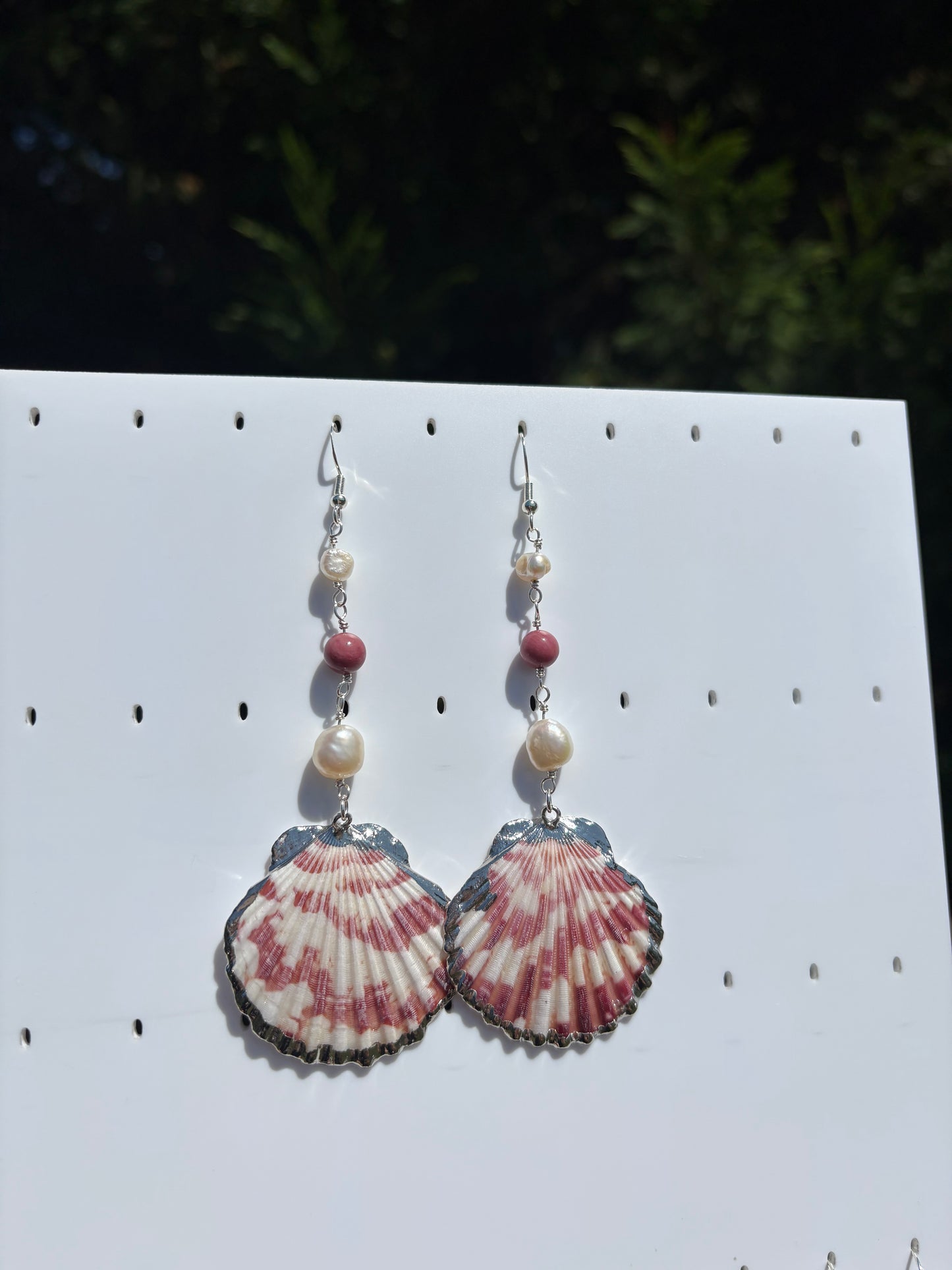 Pink Pectin Shell & Rhodonite & Freshwater Pearl earrings