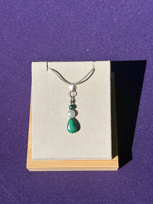 Malachite and Freshwater Pearl pendant