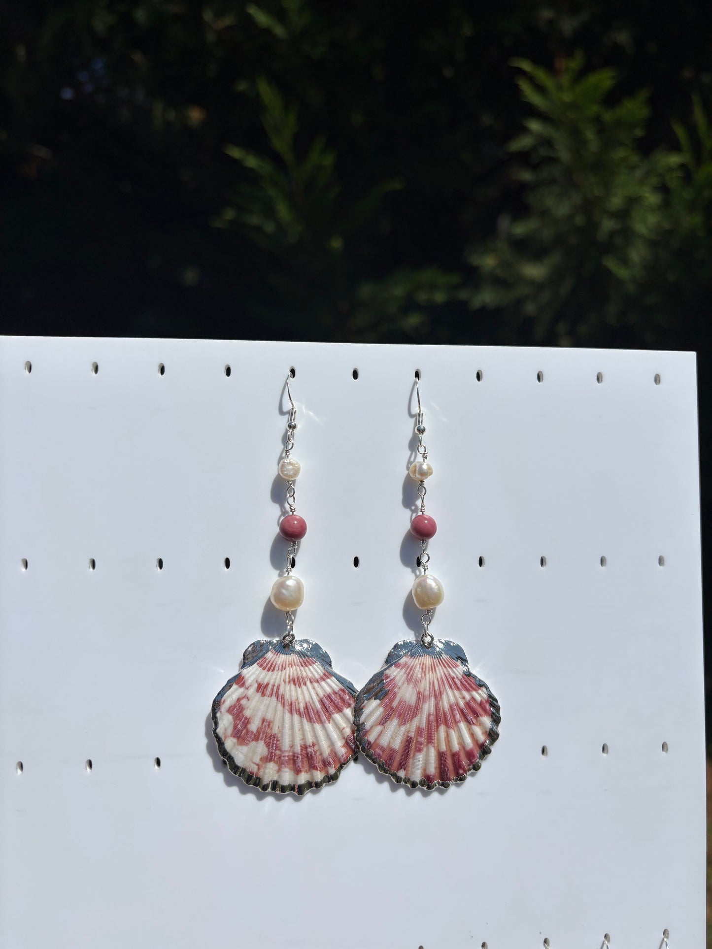 Pink Pectin Shell & Rhodonite & Freshwater Pearl earrings