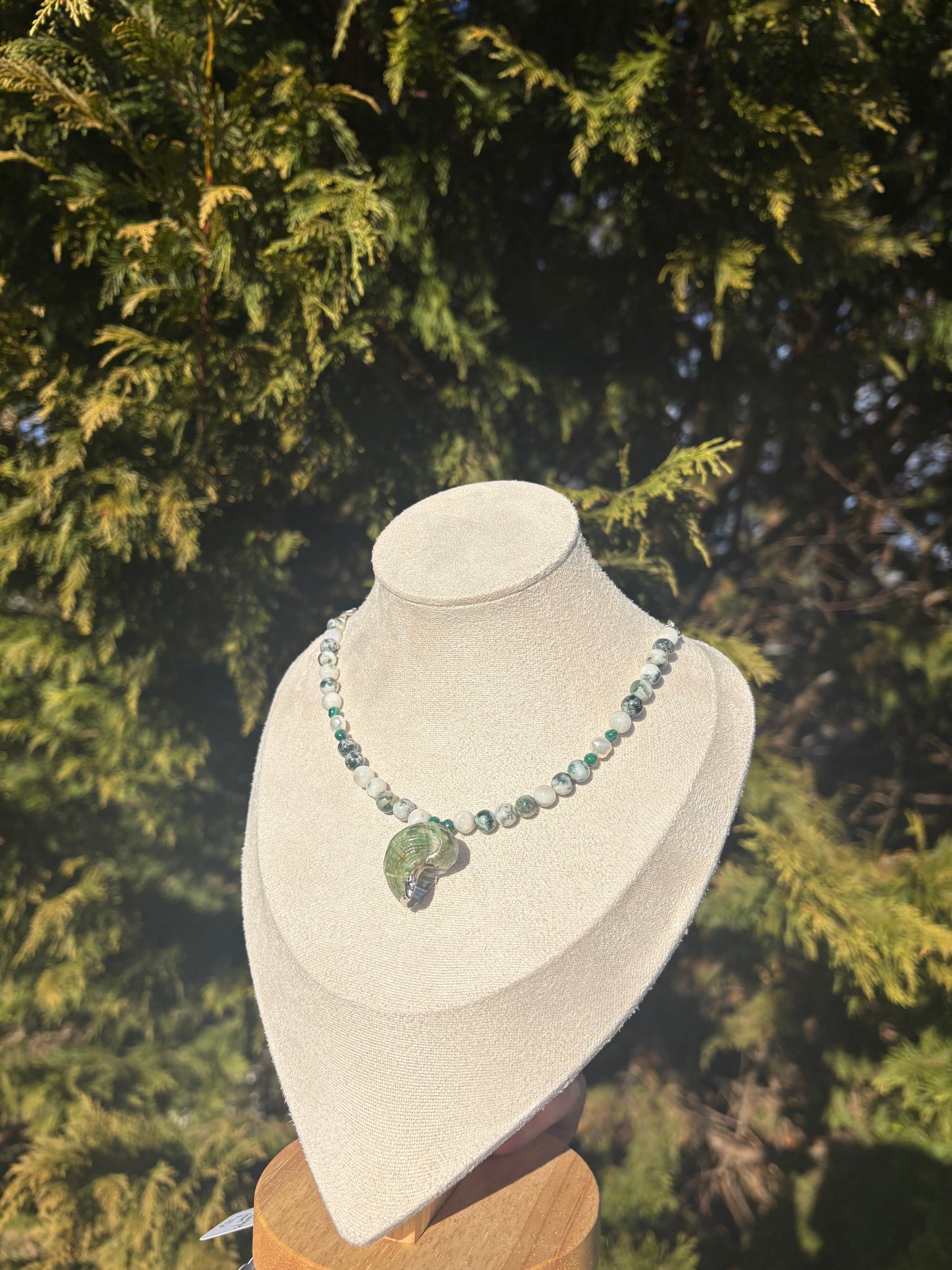 Tree Moss Agate, Freshwater Pearl, Malachite, Jade Turbo Shell necklace