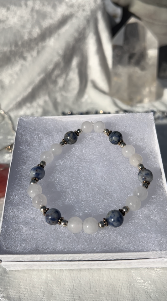 Sodalite and White Jade Bracelet